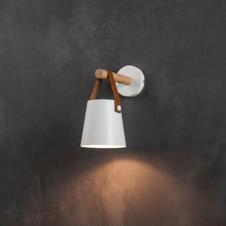 Lumenorth Ash Nordic Wooden Wall Light