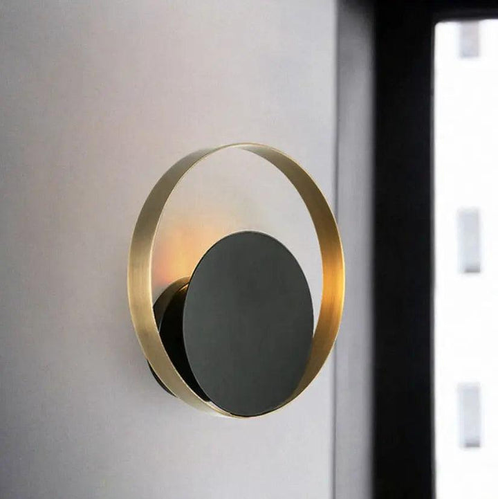Lumenorth Raven Gold &amp; Black Wall Sconce