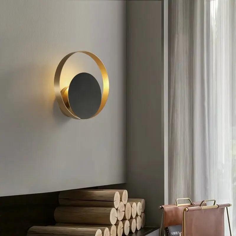 Lumenorth Raven Gold &amp; Black Wall Sconce