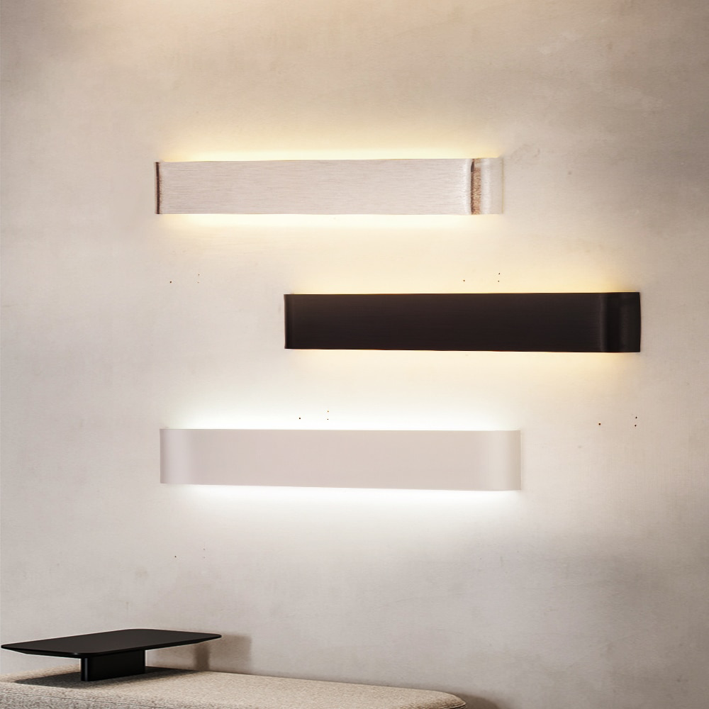 Lumenorth Batten Metal Wall Sconce