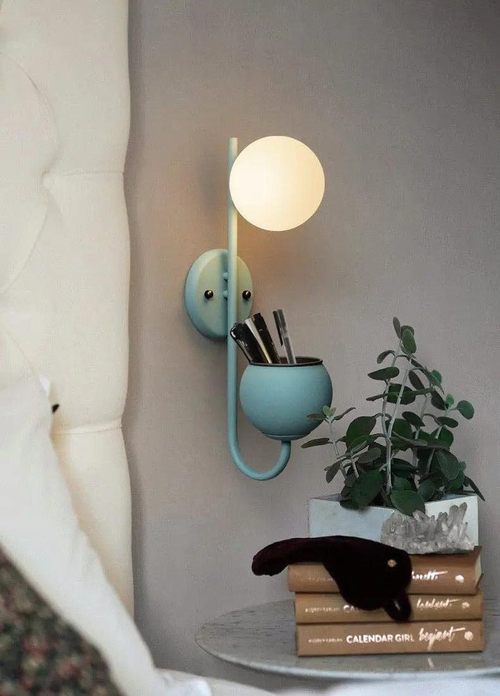 Lumenorth Moss Planter Wall Sconce
