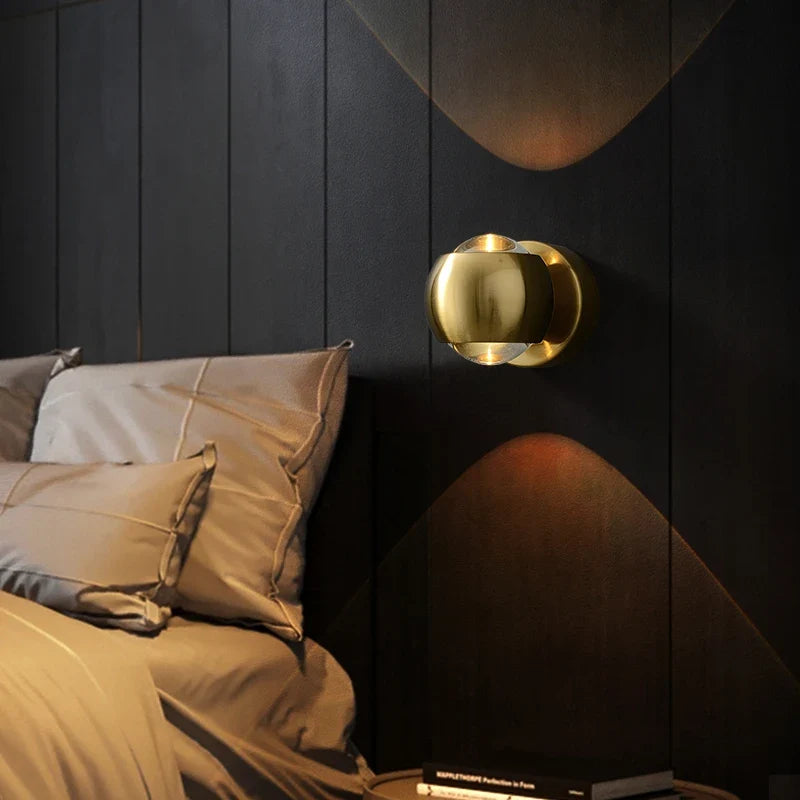 Lumenorth Ingot Brass LED Wall Lamp