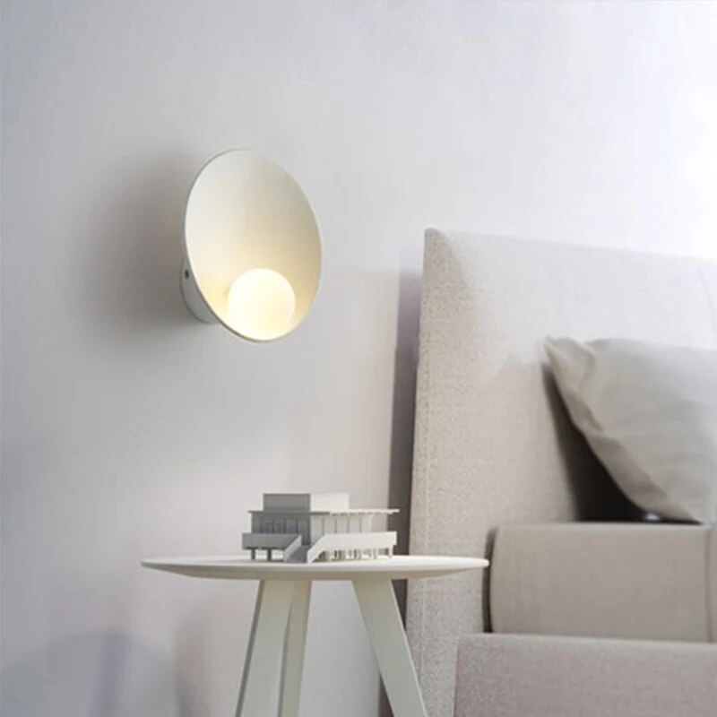 Lumenorth Strata Modern LED Wall Light
