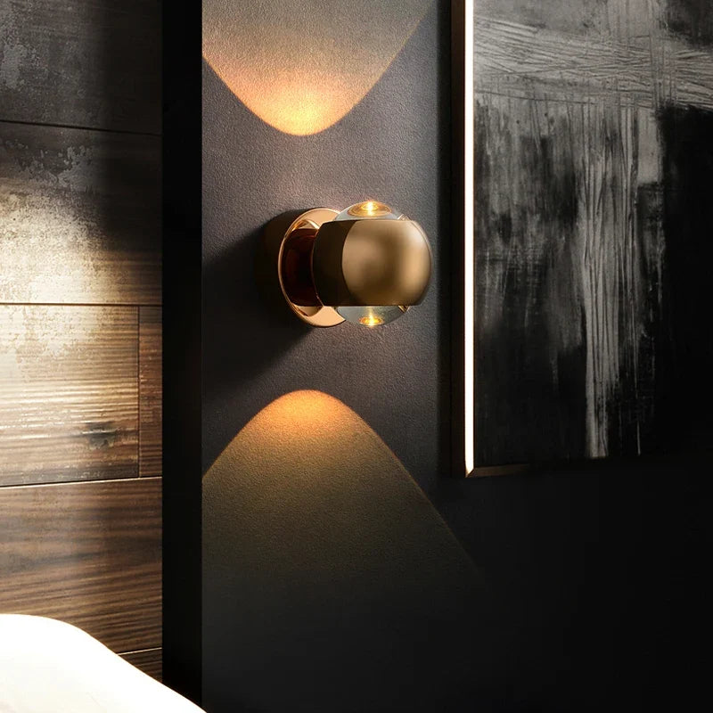 Lumenorth Ingot Brass LED Wall Lamp