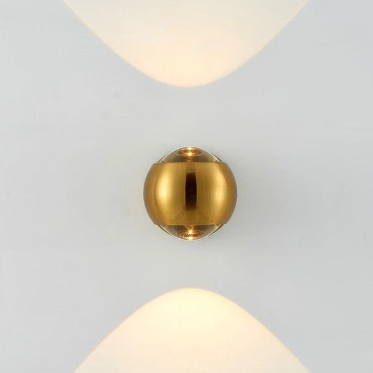 Lumenorth Ingot Brass LED Wall Lamp
